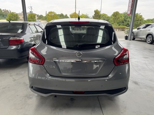 網友專屬優惠實施中~ TCS防滑、胎壓監控、倒車顯影、光感應頭燈、ISOFIX、後座出風口、後座分離傾倒  第13張相片