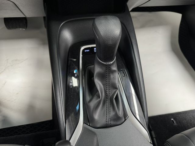 僅跑一萬多 ! 定速、ACC、TCS防滑、胎壓監控、自動緊急煞車、後座出風口、後座分離傾倒 !  第9張相片