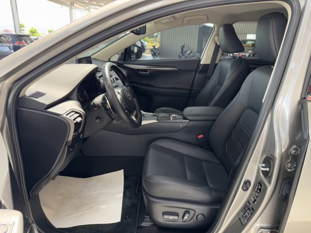 NX300 ~ I-KEY、定速、渦輪增壓、盲點偵測、電動座椅、電動尾門、ACC、換檔撥片、車道偏離警示、後座出風口 ~  第2張相片