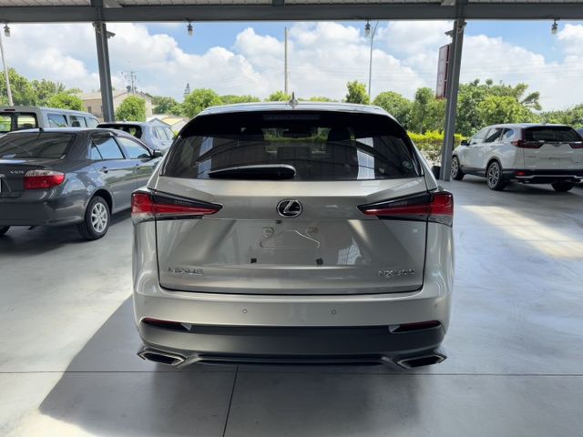 NX300 ~ I-KEY、定速、渦輪增壓、盲點偵測、電動座椅、電動尾門、ACC、換檔撥片、車道偏離警示、後座出風口 ~  第13張相片