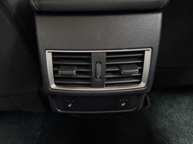 NX300 ~ I-KEY、定速、渦輪增壓、盲點偵測、電動座椅、電動尾門、ACC、換檔撥片、車道偏離警示、後座出風口 ~  第18張相片