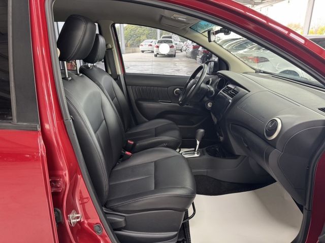 買車免求人~月繳4888輕鬆開回家~ 大螢幕安卓機、胎壓監控、衛星導航、倒車顯影、ISOFIX、車頂行李架、後座分離傾倒  第19張相片