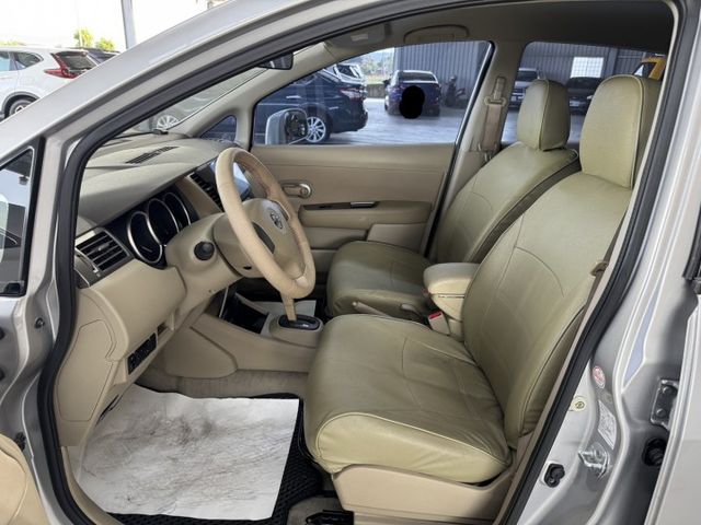 買車免求人~全額帶回家 ~ 大螢幕安卓機、衛星導航、倒車顯影、抬頭顯示器、安全氣囊 ~僅跑13萬~  第2張相片