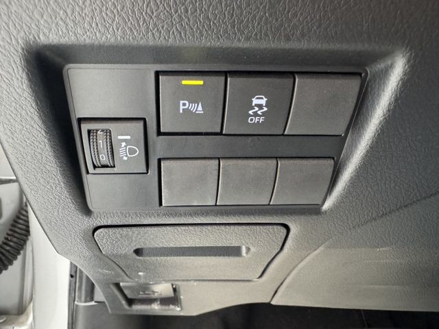 新車保固中 ~ TCS防滑、胎壓監控、倒車顯影、光感應頭燈、ISOFIX ! 可以全額貸款 ~  第10張相片