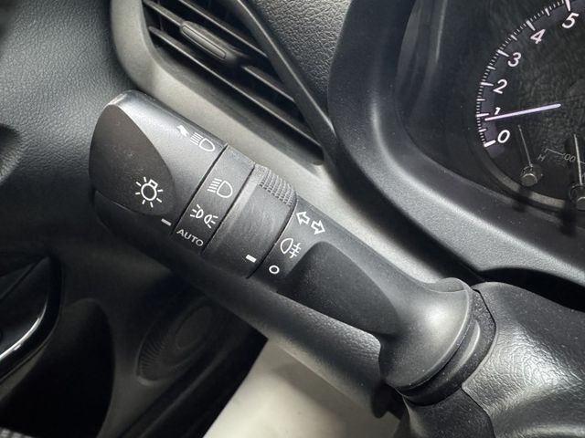 新車保固中 ~ TCS防滑、胎壓監控、倒車顯影、光感應頭燈、ISOFIX ! 可以全額貸款 ~  第12張相片