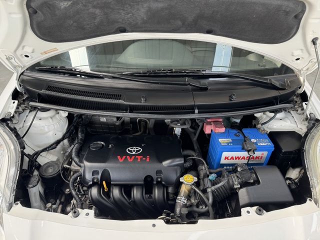 代步首選 ~ 網友專屬優惠實施中 !  恆溫空調、倒車雷達、ISOFIX、備胎、後座分離傾倒 !  第11張相片