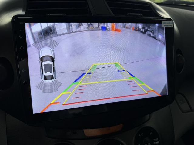 代步車首選 ~ 定速、電動座椅、左右獨立空調、大螢幕安卓機、胎壓監控、天窗、後座分離傾倒 !  第6張相片