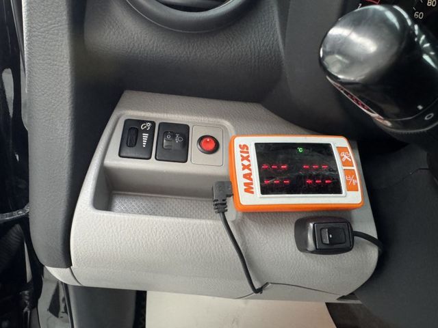 代步車首選 ~ 定速、電動座椅、左右獨立空調、大螢幕安卓機、胎壓監控、天窗、後座分離傾倒 !  第11張相片