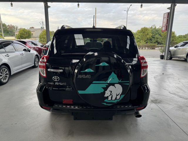 代步車首選 ~ 定速、電動座椅、左右獨立空調、大螢幕安卓機、胎壓監控、天窗、後座分離傾倒 !  第14張相片