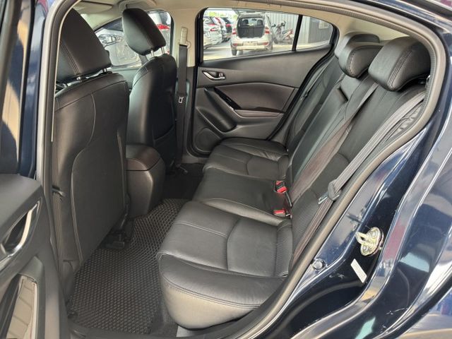 網友專屬優惠實施中 ~ I-KEY、定速、盲點偵測、TCS防滑、胎壓監控、恆溫空調、後座分離傾倒 !  第3張相片