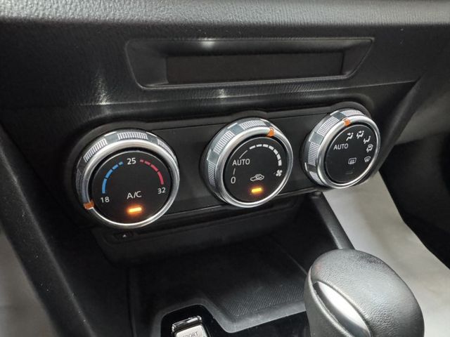 網友專屬優惠實施中 ~ I-KEY、定速、盲點偵測、TCS防滑、胎壓監控、恆溫空調、後座分離傾倒 !  第8張相片