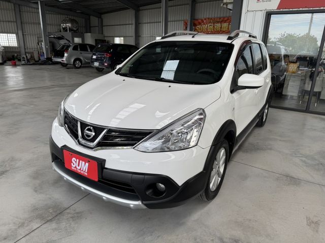 就是愛白車 ~ 大螢幕安卓機、胎壓監控、衛星導航、ISOFIX、車頂行李架、後座分離傾倒 !  第20張相片