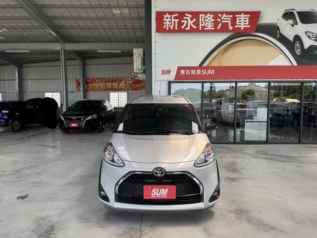 你沒看錯 ~ 我僅跑五萬多 ! I-KEY、車道偏離警示、自動緊急煞車、TCS防滑、胎壓監控、後座分離傾倒 !  第1張相片