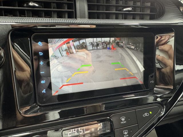 就是愛白車 ~ 定速、I-KEY、盲點偵測、恆溫空調、TCS防滑、胎壓監控、ISOFIX、後座分離傾倒 !  第6張相片