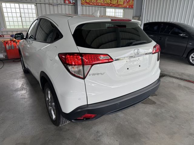 車輛整理中 ~ 歡迎預約賞車 !  第3張相片