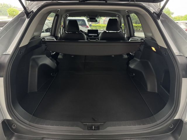 網友專屬優惠實施中 ~ 定速、ACC、車偏、煞停、TCS防滑、胎壓監控、後座出風口 ! 可全貸 ~  第14張相片