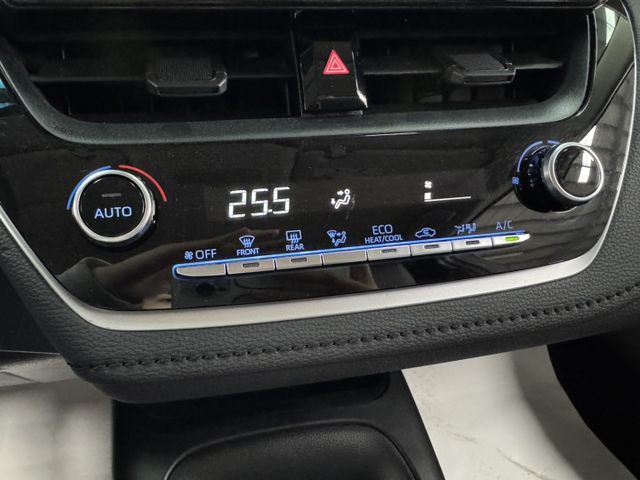 你沒看錯 ~ 僅跑五萬多 !  定速、ACC、車偏、恆溫空調、TCS防滑、胎壓監控、後座分離傾倒 !  第8張相片