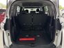 七人座 ~ 僅跑七萬多 ! I-KEY、定速、恆溫空調、TCS防滑、胎壓監控、後座出風口、後座分離傾倒 !  第16張縮圖