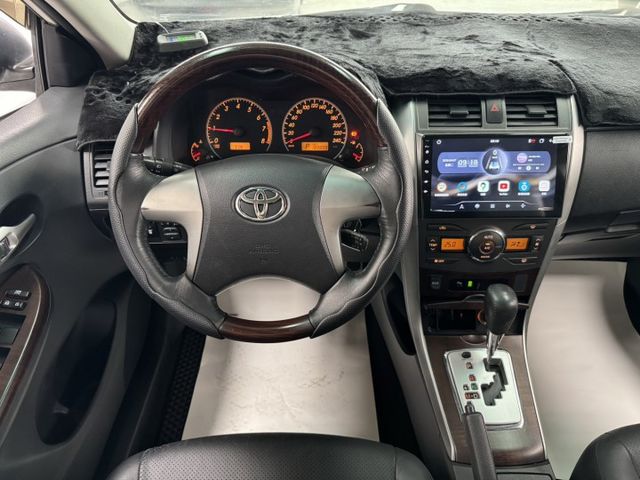 小改款7速手自排~ 定速、大螢幕安卓機、恆溫空調、抬頭顯示器、衛星導航、倒車顯影、後座分離傾倒 !  第5張相片