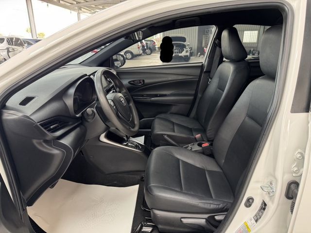 原廠保固中 ! 就是愛白車 ~ TCS防滑、胎壓監控、倒車顯影、ISOFIX、光感應頭燈、後座分離傾倒 ! 可全貸 ~  第2張相片