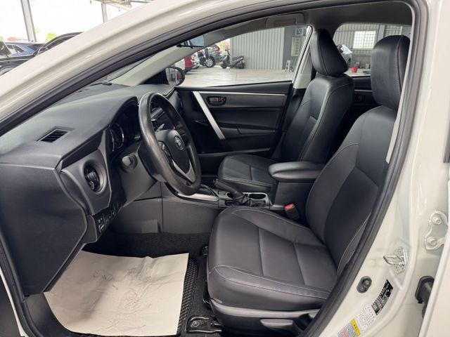 買車免求人~月繳6000輕鬆開回家~ 定速、大螢幕安卓機、胎壓監控、衛星導航、倒車顯影、ISOFIX、後座分離傾倒 !  第2張相片