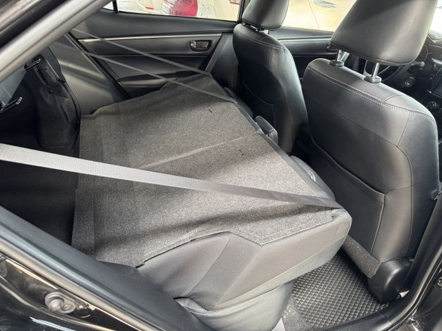 網友專屬優惠實施中~月繳5888輕鬆開回家~ 大螢幕安卓機、衛星導航、倒車顯影、後座分離傾倒~僅跑17萬  第16張相片