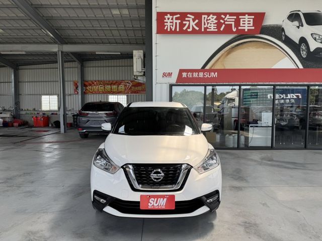 就是愛白車 ~ 免鑰使、定速、環景系統、恆溫空調、TCS防滑、胎壓監控、光感應頭燈、後座分離傾倒 !  第1張相片