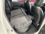 就是愛白車 ! 大螢幕安卓機、胎壓監控、衛星導航、倒車顯影、ISOFIX、後座分離傾倒 ~ 僅跑九萬 !  第17張縮圖