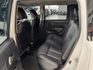 就是愛白車 ~ 大螢幕安卓機、胎壓監控、衛星導航、ISOFIX、車頂行李架、後座分離傾倒 !  第3張縮圖