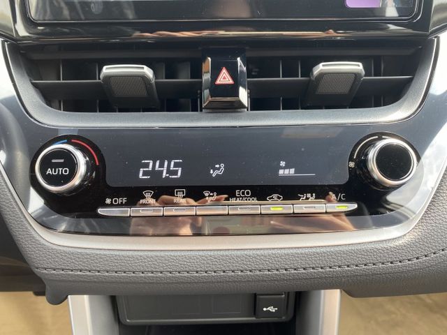 全新領牌車~僅跑4公里 ! 原廠四年12萬公里保固，現車不用等，錯過不再 ~  第6張相片