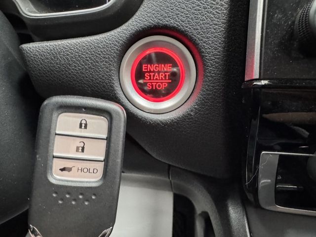 VTi-S版僅跑五萬多 !  I-KEY、定速、電動尾門、ACC、車偏、煞停、換檔撥片、左右獨立空調 ! 可全貸 ~  第9張相片
