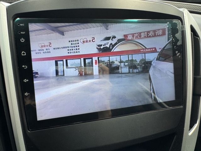 代步首選 ~ 恆溫空調、抬頭顯示器、渦輪增壓、天窗、側影像、後座分離傾倒 ! 真的只賣你8.8萬 ~  第8張相片