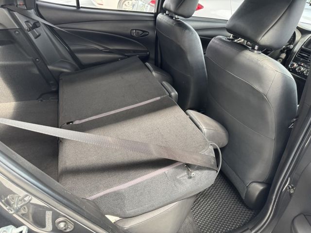 網友專屬優惠實施中 ~ TCS防滑、胎壓監控、倒車顯影、光感應頭燈、ISOFIX、後座分離傾倒 !  第16張相片
