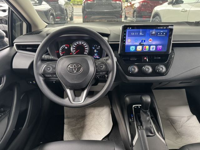 原廠保固中 ~ 僅跑四萬 !  定速、ACC、車偏、煞停、TCS防滑、胎壓監控、ISOFIX、後座分離傾倒 !  第5張相片