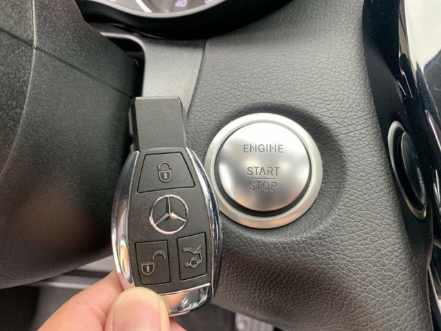 C-CLASS SEDAN W205  第14張相片
