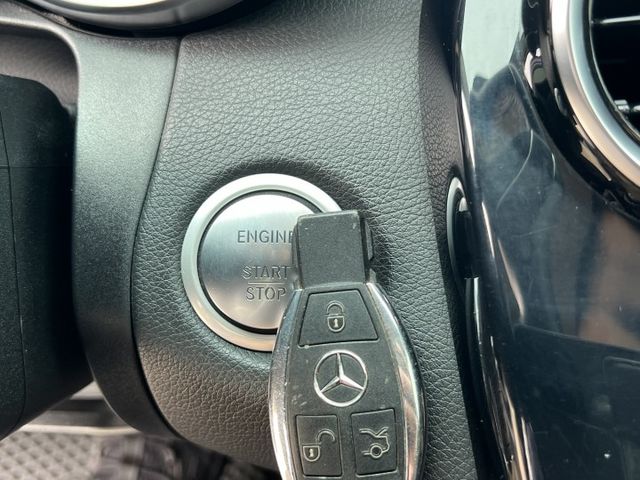 C-CLASS SEDAN W205  第19張相片