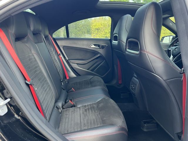 CLA45 AMG 盲點 HK音響 大螢幕 天窗  第16張相片
