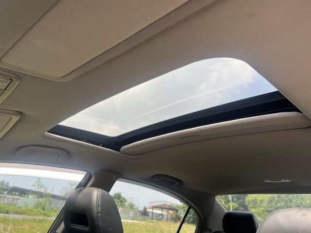 CIVIC  第10張相片