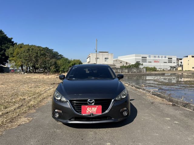 天窗 免鑰匙啟動 摸門解鎖 倒車顯影  第2張相片