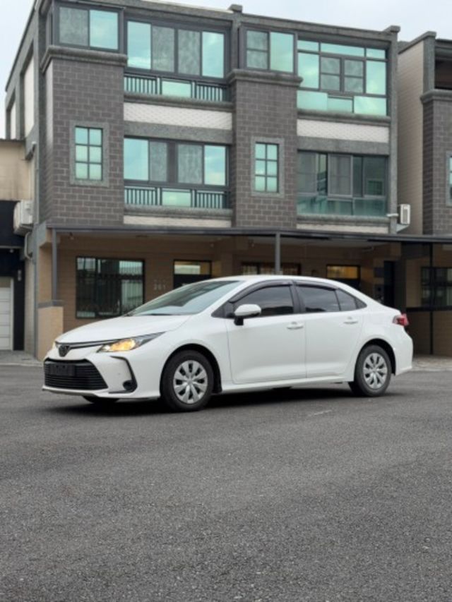 超低里程 僅跑3萬 新車保固中  第1張相片