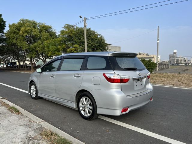 免鑰匙啟動  電動座椅 定速 抬頭顯示  第6張相片