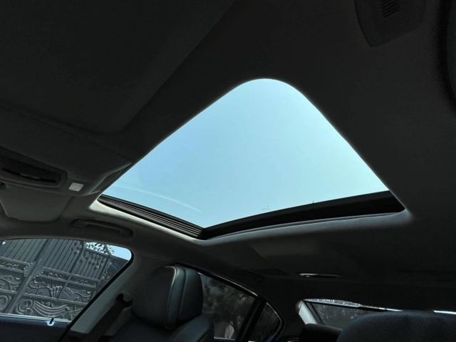 BMW 740Li   超低里程 僅跑9萬 全車原版件 20幾萬開回去帥  第9張相片