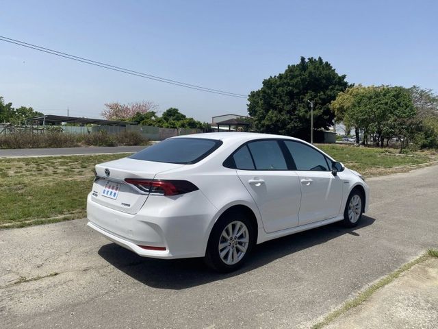 油電版 超低里程 新車保固中 僅跑3萬  第4張相片
