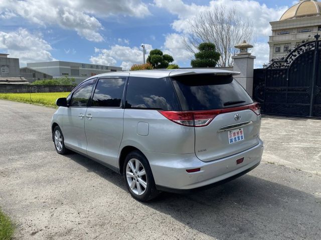 頂級款 雙電動滑門  第三排電動收折 超值得入手  第6張相片