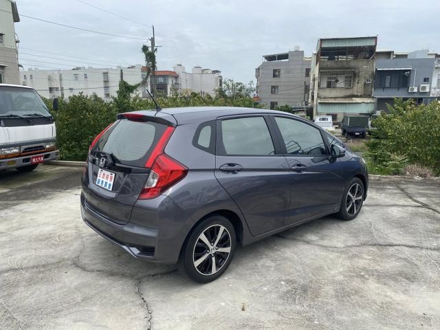 僅跑5萬 2020 飛特S版 熱門小車  第4張相片