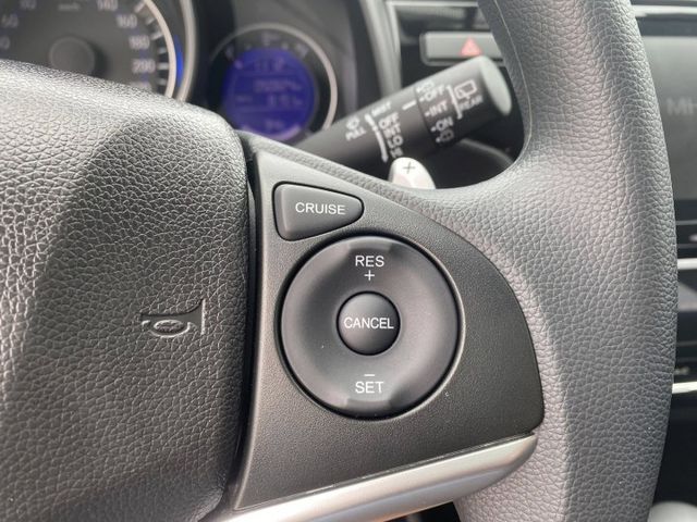 僅跑5萬 2020 飛特S版 熱門小車  第12張相片