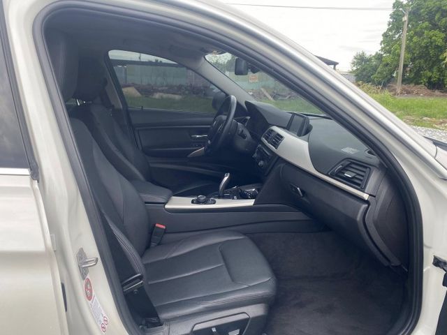 2014 318d 柴油超省油 又有力 原鈑件 買車送保養乙次  第13張相片