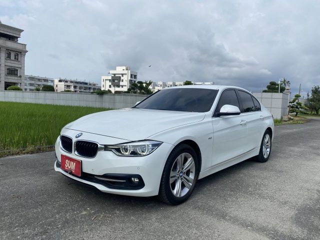 BMW 320I 汽油 低里程 僅跑10萬 摸門解鎖 盲點 5AS HK音響 導航  第1張相片