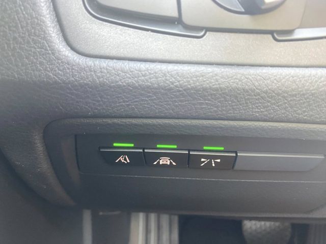 BMW 320I 汽油 低里程 僅跑10萬 摸門解鎖 盲點 5AS HK音響 導航  第10張相片