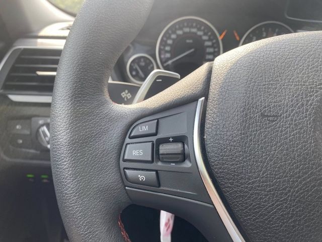 BMW 320I 汽油 低里程 僅跑10萬 摸門解鎖 盲點 5AS HK音響 導航  第11張相片